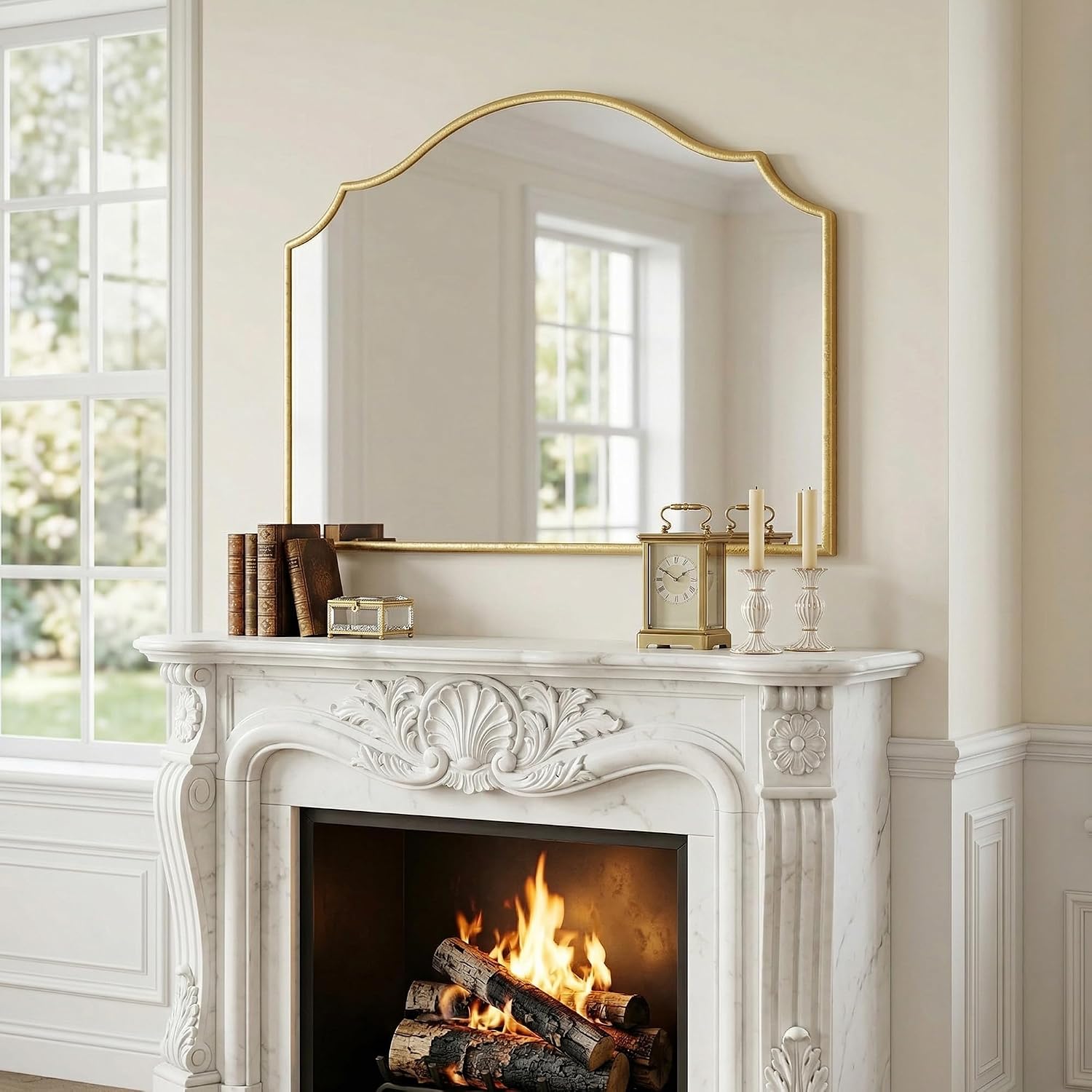 Arched Gold Scalloped