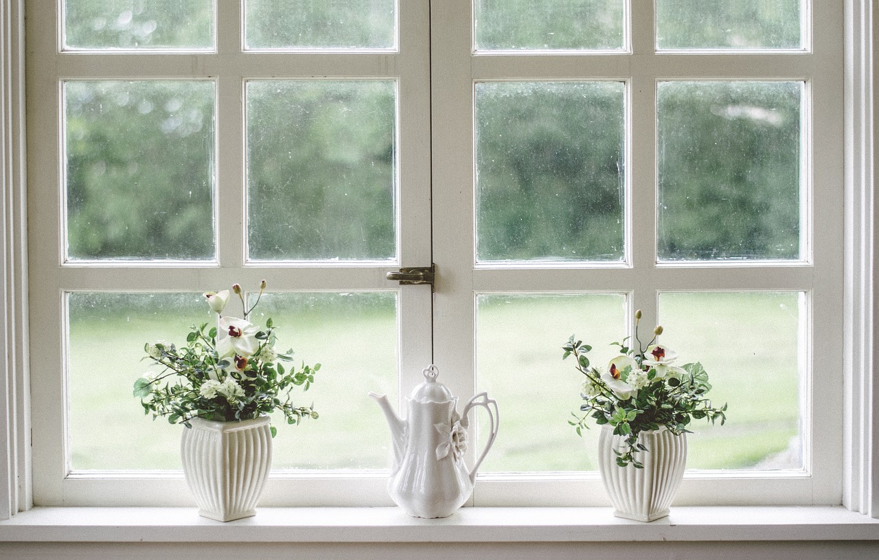 Two things worth checking before you order hand-blown glass sculptures
